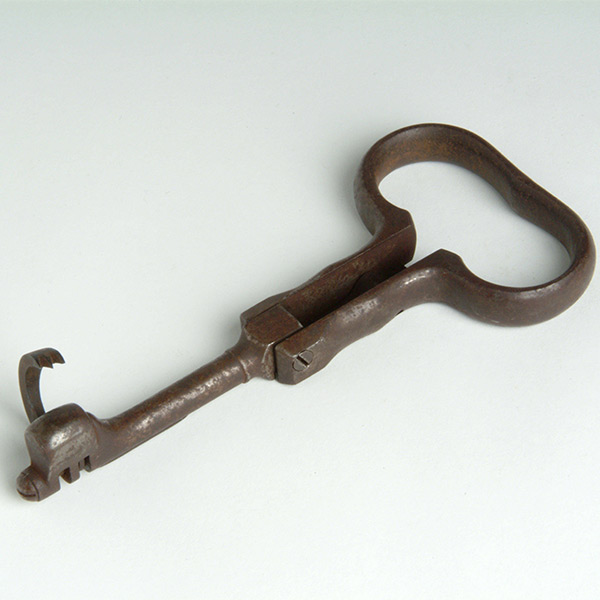 Tooth key, late 19th century