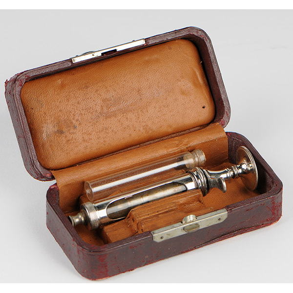 Syringe set, early 20th century