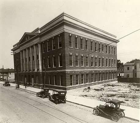 Medical College Building, 1914